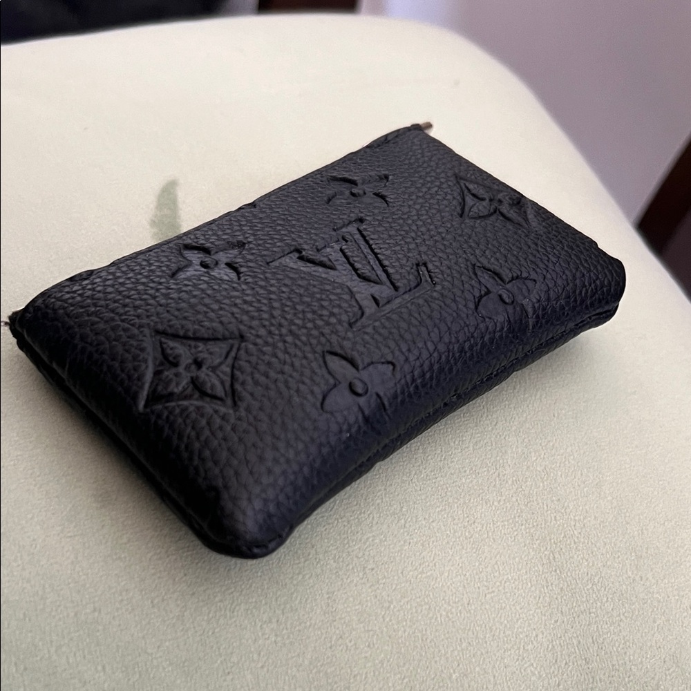 Louis Vuitton Black Textured Monogram Card HolderPouch - Picture 4 of 12